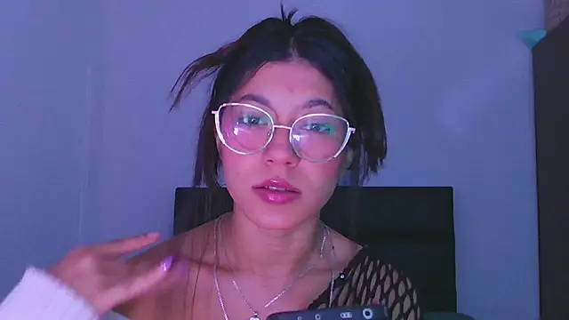 Snapshot of LissyM chatting on November 14, 5:11 pm LissyM online show from November 14, 5:11 pm