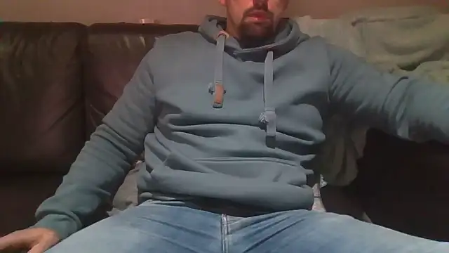 Snapshot of Me2YouYou2Me22 chatting on October 25, 11:29 am Me2YouYou2Me22 online show from October 25, 11:29 am