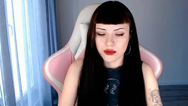 Snapshot of astra_rift chatting on April 27, 4:16 pm astra rift online show from April 27, 4:16 pm