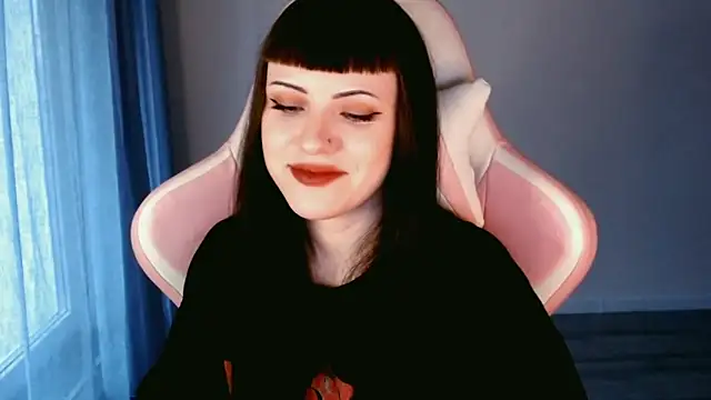 Snapshot of astra_rift chatting on April 30, 4:02 pm astra rift online show from April 30, 4:02 pm