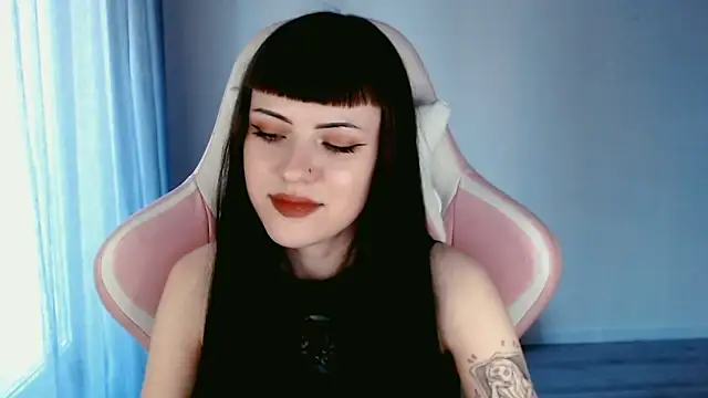 Snapshot of astra_rift chatting on May 3, 4:24 pm astra rift online show from May 3, 4:24 pm