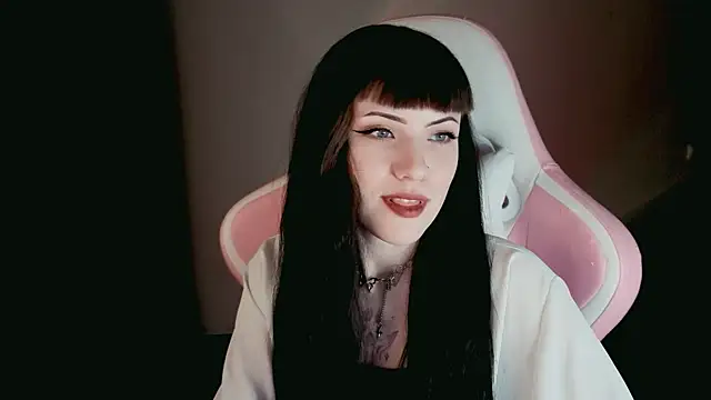 Snapshot of astra_rift chatting on May 28, 8:17 pm astra rift online show from May 28, 8:17 pm