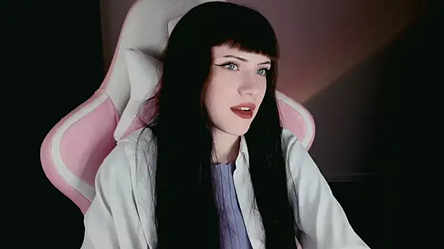 Snapshot of astra_rift chatting on May 30, 9:01 pm astra rift online show from May 30, 9:01 pm
