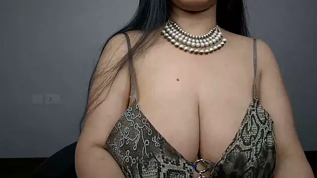 lustyruhh online show from April 12, 6:07 am