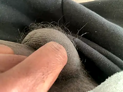 blacksamii2 online show from December 15, 9:57 am