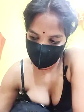 Snapshot of Shreya-750 chatting on March 29, 3:56 pm Shreya-750 online show from March 29, 3:56 pm