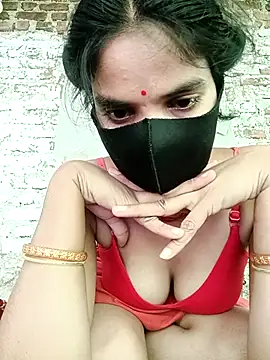 Snapshot of Shreya-750 chatting on July 14, 2:05 am Shreya-750 online show from July 14, 2:05 am