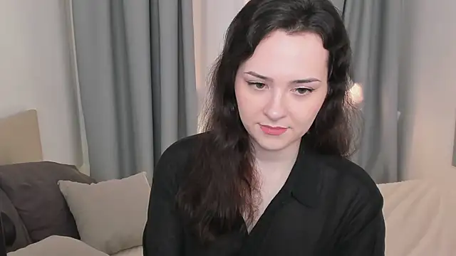 Camilla Rowen online show from May 7, 8:36 pm