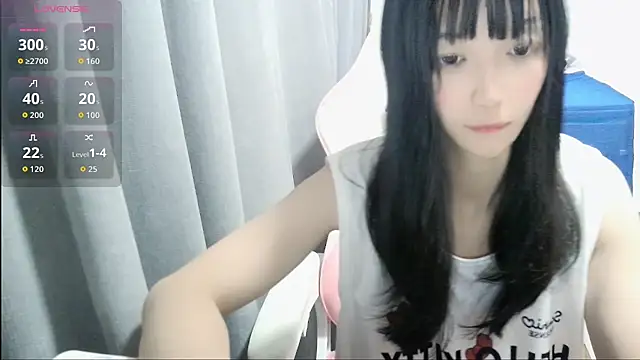xiaoxiao--baby online show from November 10, 10:42 pm