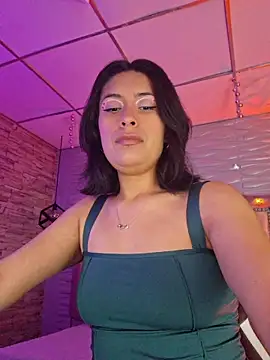 Roxanne Han online show from February 17, 11:50 am