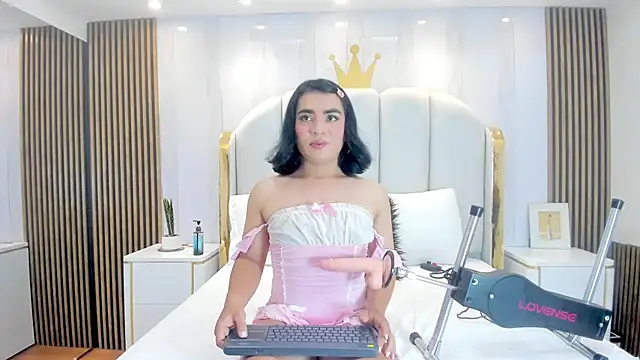 SweetKata  online show from November 4, 7:13 pm