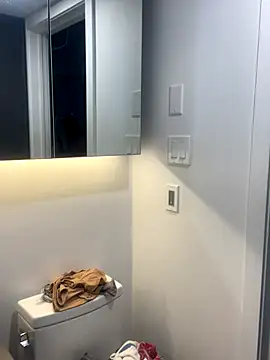 elliepixie online show from November 3, 1:34 pm