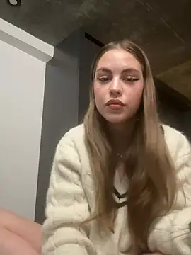 elliepixie online show from January 13, 1:22 am