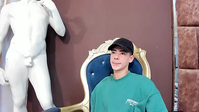 Sebastian Reed online show from January 15, 2:38 am