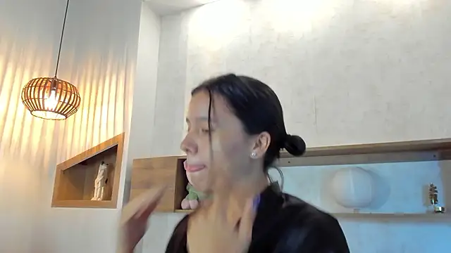 sophie duval online show from March 20, 1:10 am