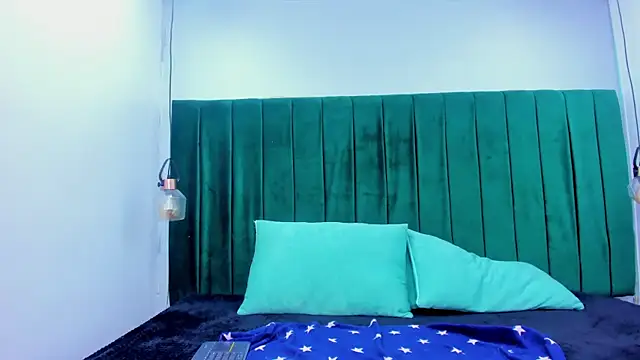 Melody Horney online show from April 16, 1:06 am