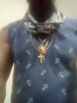 Snapshot of Blck420 chatting on October 31, 4:19 pm Blck420 online show from October 31, 4:19 pm