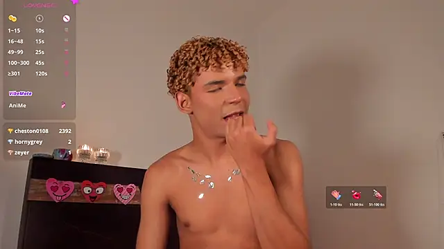 Snapshot of Daark_Eros chatting on March 8, 2:04 am Daark Eros online show from March 8, 2:04 am