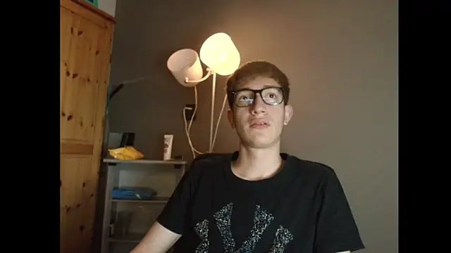 Erick Taylor3 online show from December 22, 8:06 pm