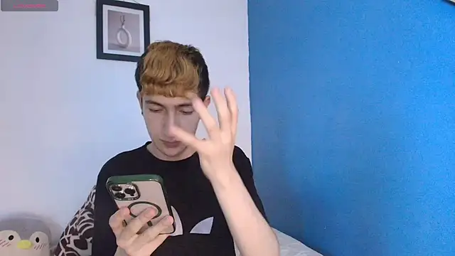 Snapshot of Erick_Taylor3 chatting on July 10, 8:11 pm Erick Taylor3 online show from July 10, 8:11 pm