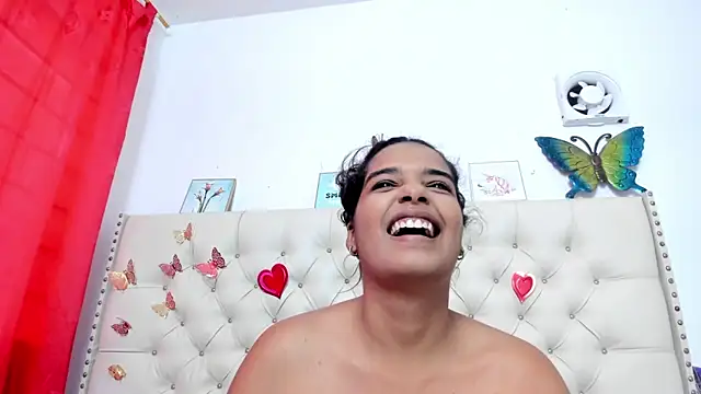Snapshot of celena_wonder chatting on April 30, 6:58 pm celena wonder online show from April 30, 6:58 pm