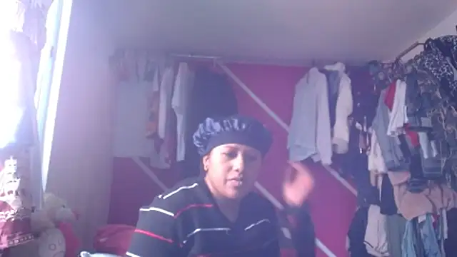 Snapshot of marimar_24 chatting on March 25, 9:21 pm marimar 24 online show from March 25, 9:21 pm