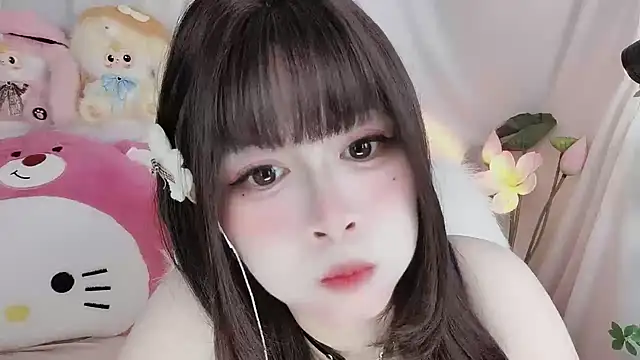 -zhuzhu-999- online show from April 15, 7:10 pm