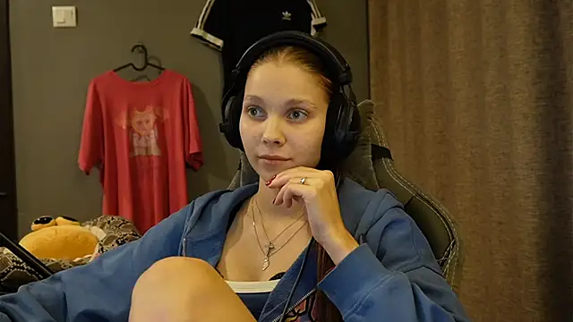 Softixq online show from November 19, 3:23 pm