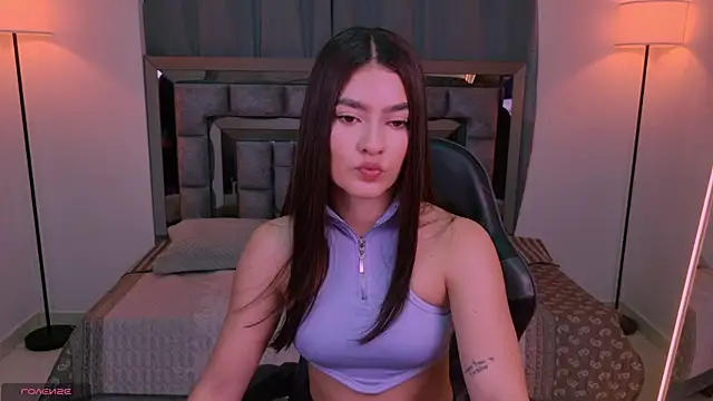Bella Clark2 online show from May 29, 8:40 pm