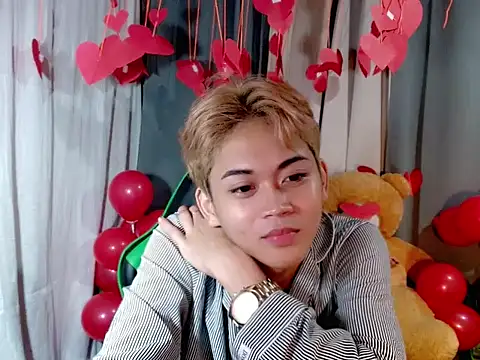 AsianCuteGuy21 online show from February 15, 2:41 am