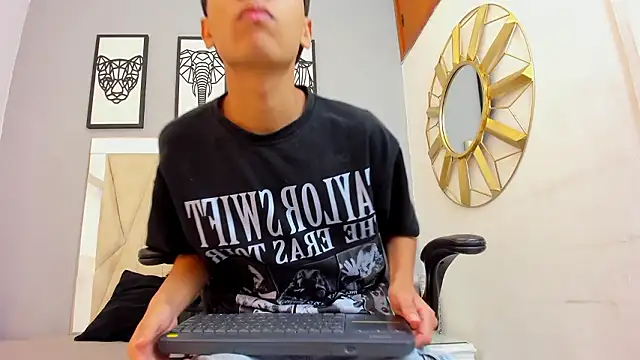 adams bobby online show from March 9, 11:36 am