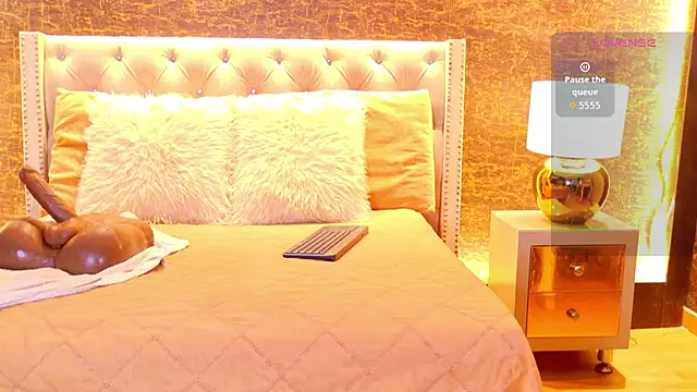 loana vegas online show from May 22, 4:01 pm