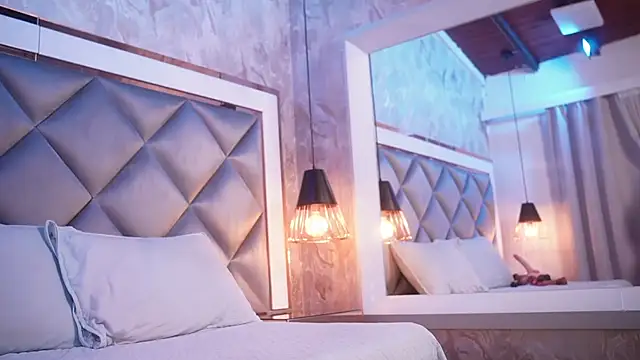  giggy 2 online show from March 24, 11:48 am