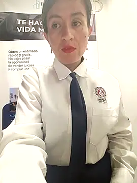Snapshot of Valentina--1 chatting on April 20, 10:07 am Valentina--1 online show from April 20, 10:07 am