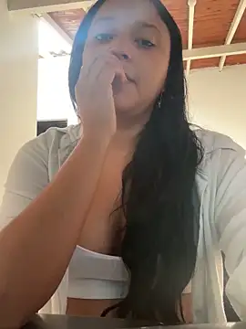 Snapshot of aurora_smith7 chatting on November 19, 1:44 pm aurora smith7 online show from November 19, 1:44 pm