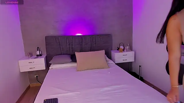 andreanix online show from November 15, 7:32 pm