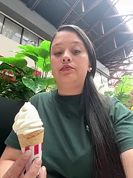 chanelketty online show from November 20, 3:45 pm