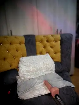 Snapshot of soymiia_333 chatting on October 31, 11:28 pm soymiia 333 online show from October 31, 11:28 pm