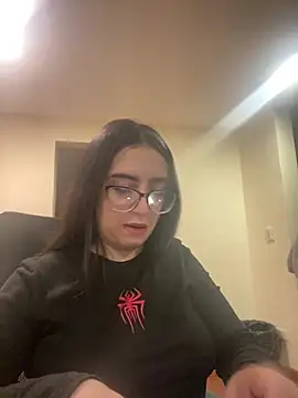 Kloe Novoa online show from March 31, 12:05 pm