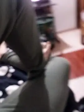 Snapshot of Andres__00 chatting on March 23, 2:04 am Andres 00 online show from March 23, 2:04 am