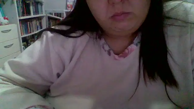 crazzyanne online show from May 19, 2:40 am
