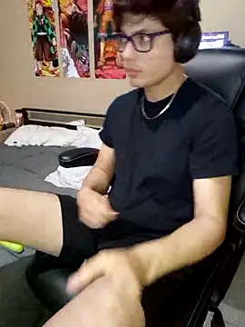 Ais B10 online show from March 17, 2:49 am