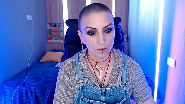 Sweet-n-Strong online show from April 5, 5:15 am