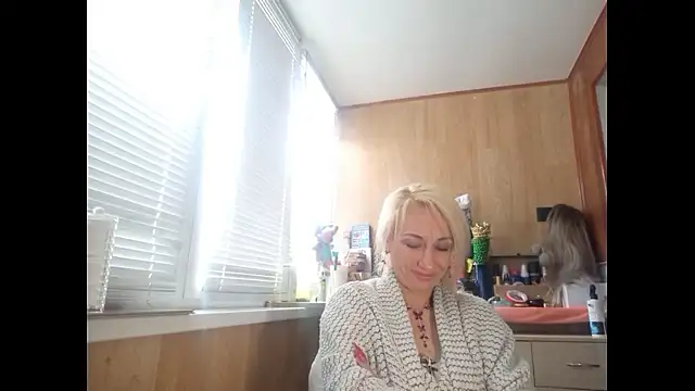 LilaniLoverx online show from April 14, 11:27 am