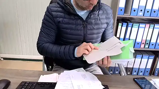 Evasionee online show from March 11, 7:25 am