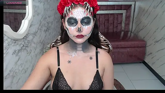 Snapshot of Afrodita_Wild_v chatting on October 30, 8:09 pm Afrodita Wild v online show from October 30, 8:09 pm