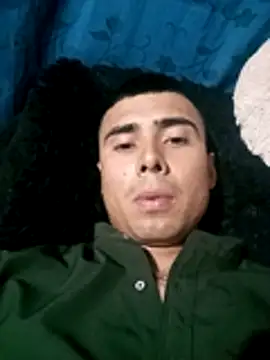 Snapshot of robinhd1234 chatting on December 1, 9:42 pm robinhd1234 online show from December 1, 9:42 pm