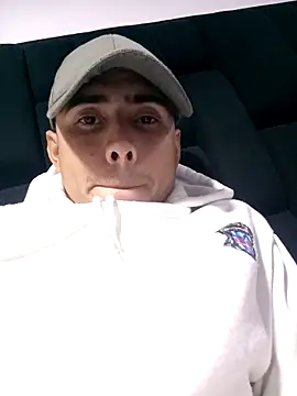 robinhd1234 online show from December 20, 12:07 am