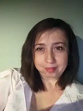 MaryKiki5619 online show from May 26, 6:37 pm