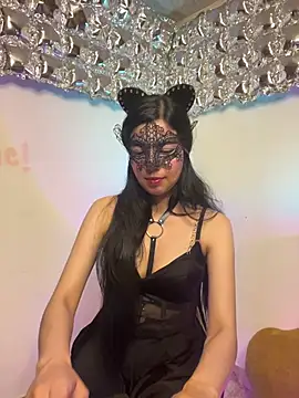 Snapshot of wetbyAlice chatting on October 27, 1:20 am wetbyAlice online show from October 27, 1:20 am